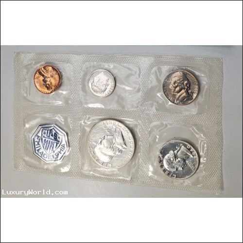 Auction Monday 6/24/24 1960 United States 90% Silver Half Dollar in Sealed Proof Philadelphia Coin Set